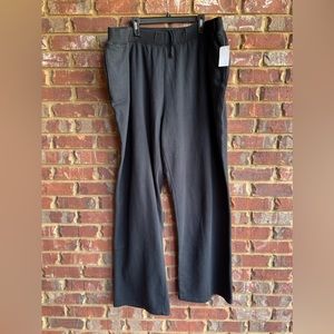 NWT Good American Brushed Fleece Wide Legged Sweatpant, Size 7(7XL)